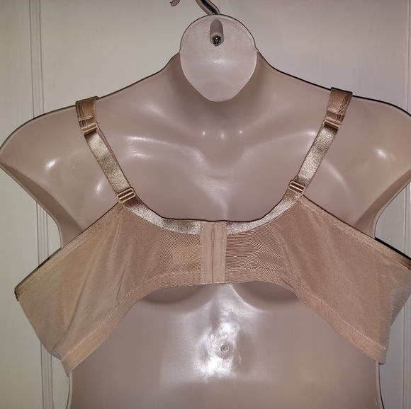 Catherine's serenada T-shirt bra underwire NWT - Picture 2 of 3